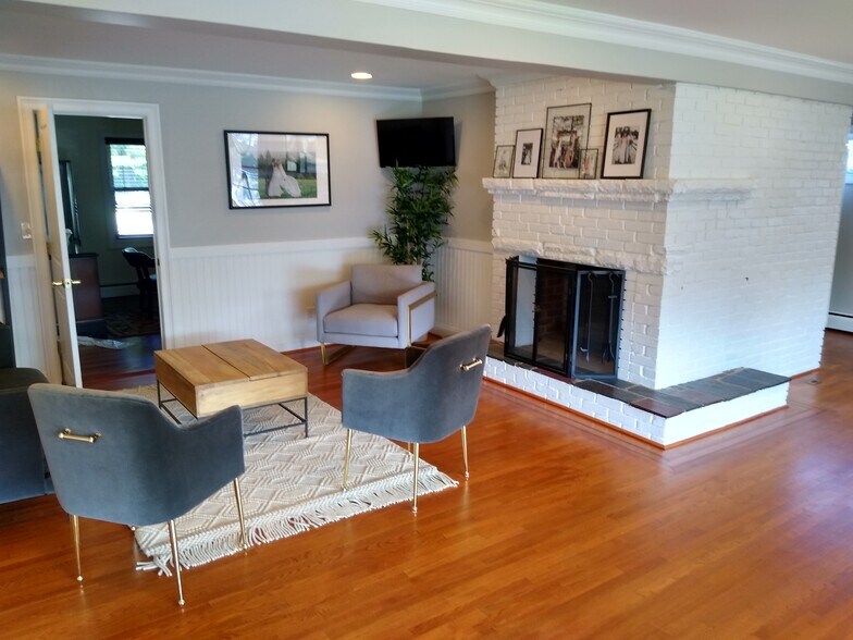 More Photos Of 2025 Rt-71, Spring Lake Office For Lease