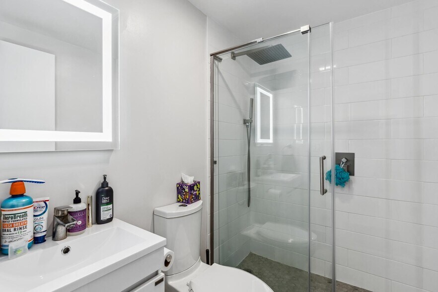 More Photos Of 150 Josiah Ave, San Francisco Apartments For Sale
