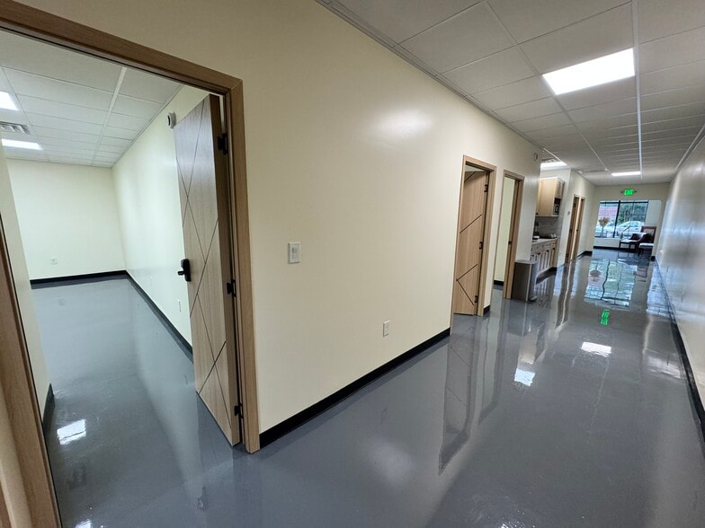 More Photos Of 110 Main St., Alexander City Loft Creative Space For Lease