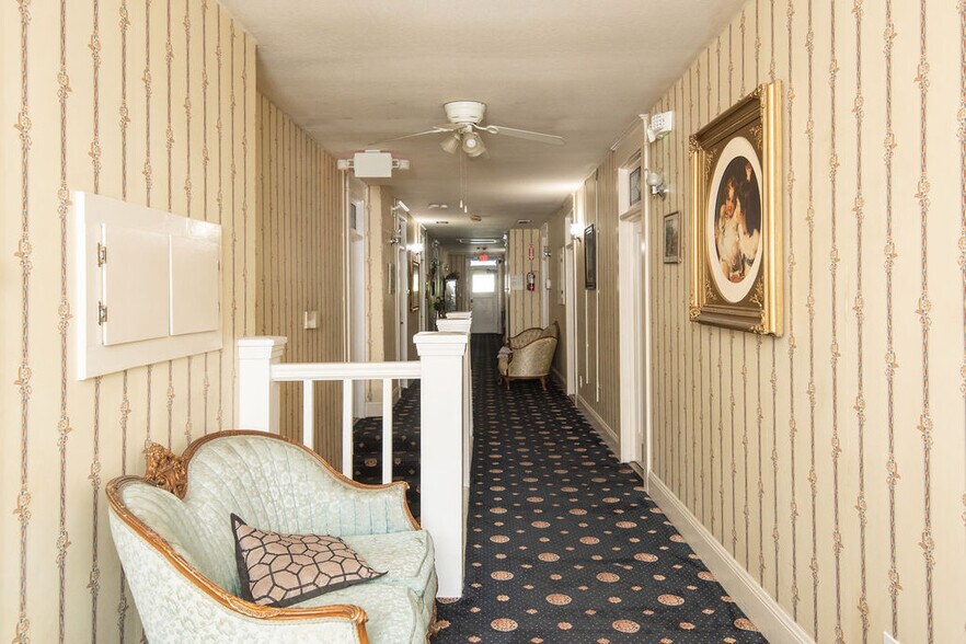 More Photos Of 18239 Main St, Jamestown Hotel For Sale