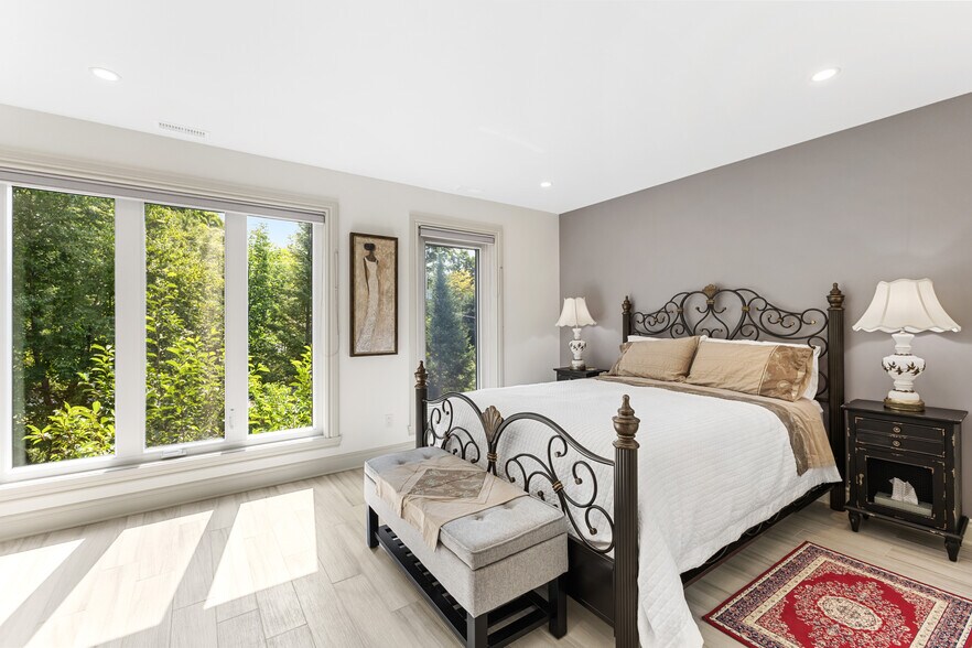 More Photos Of 57 Rue Allan, Brownsburg-chatham Apartments For Sale