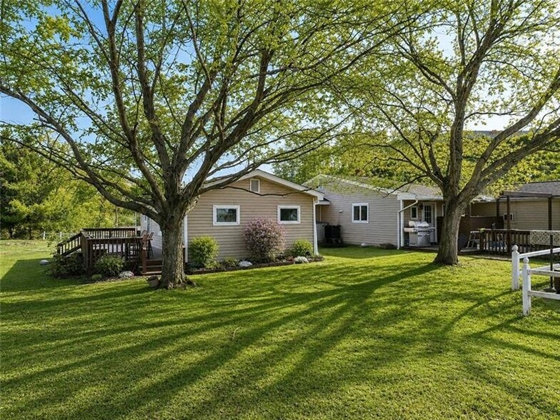 More Photos Of 7909 National Pike, Uniontown Hotel For Sale