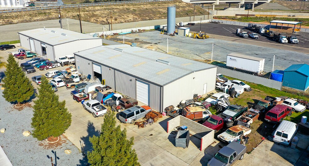 More Photos Of 28810-28820 Avenue 15 1/2, Madera Unknown For Lease