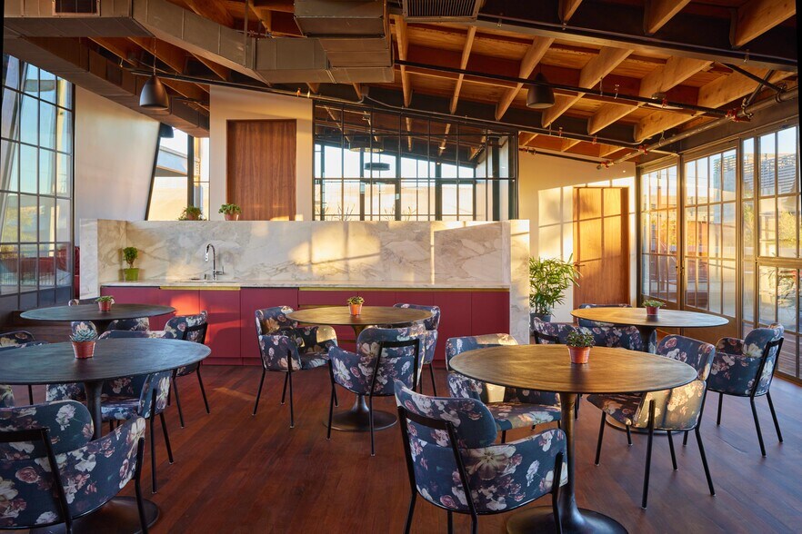 More Photos Of 3520 Schaefer St, Culver City Loft Creative Space For Lease