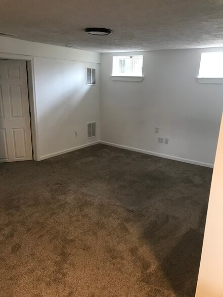 More Photos Of 904 E Pulaski Hwy, Elkton General Retail For Sale