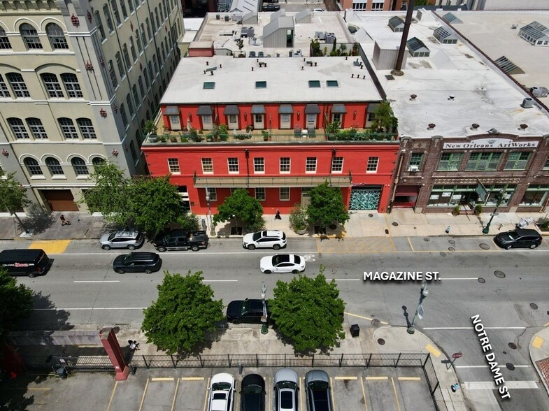 More Photos Of 747 Magazine St, New Orleans Office For Sale