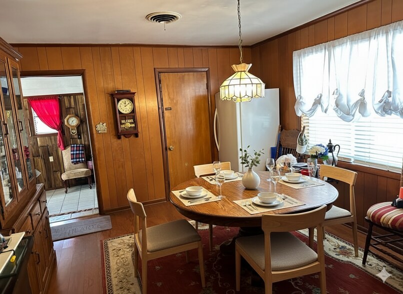 More Photos Of 2840 McCullough Blvd, Belden Office Residential For Sale