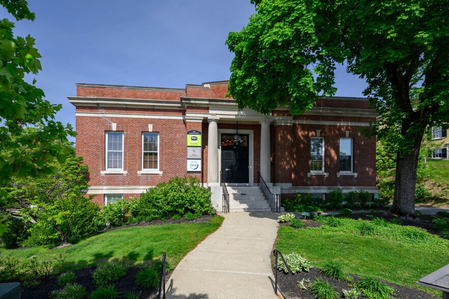More Photos Of 14 Main St, Hingham Office Residential For Lease