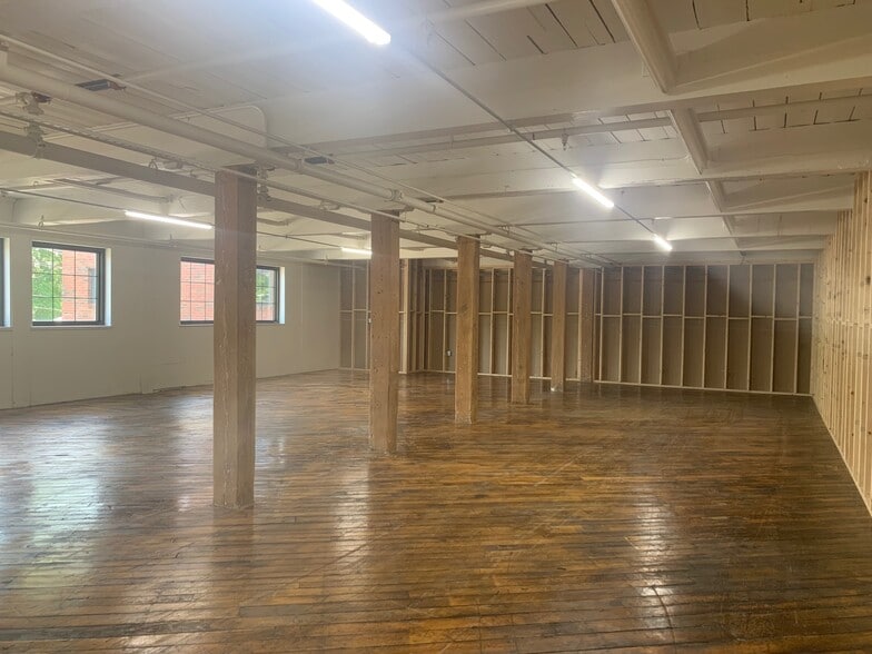 More Photos Of 34 Hayden Rowe St, Hopkinton Office For Sale