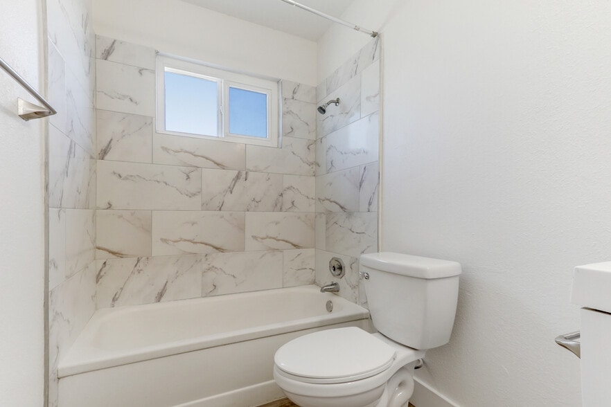 More Photos Of 3355 Lerwick Rd, Sacramento Apartments For Sale