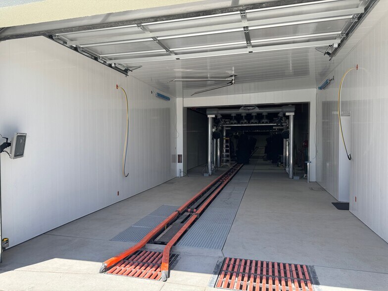 More Photos Of 1201 Stardust St, Reno Bowling Alley For Sale