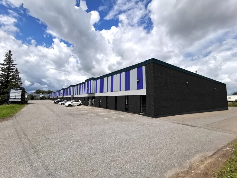 More Photos Of 1117-1141 Newmarket St, Ottawa Distribution For Lease