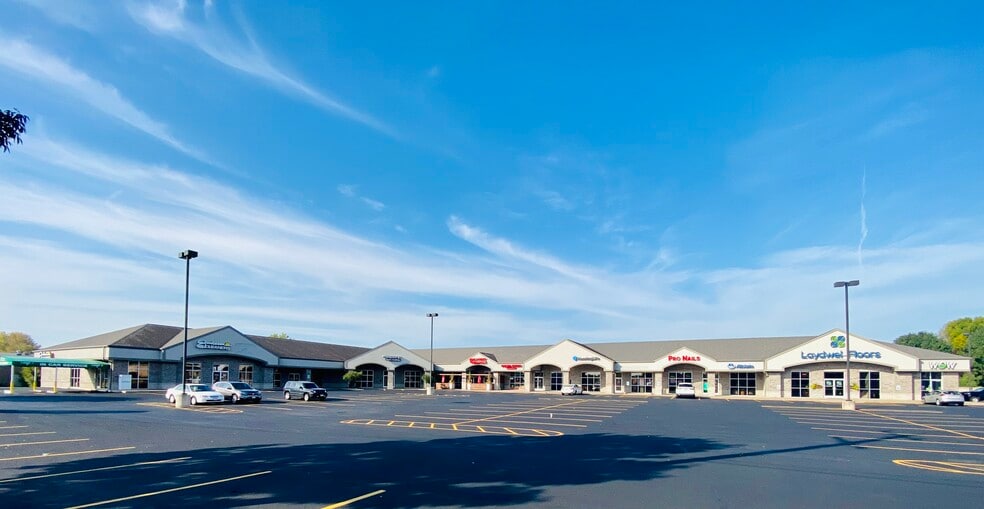 Primary Photo Of 1440 S Oneida St, Menasha General Retail For Lease