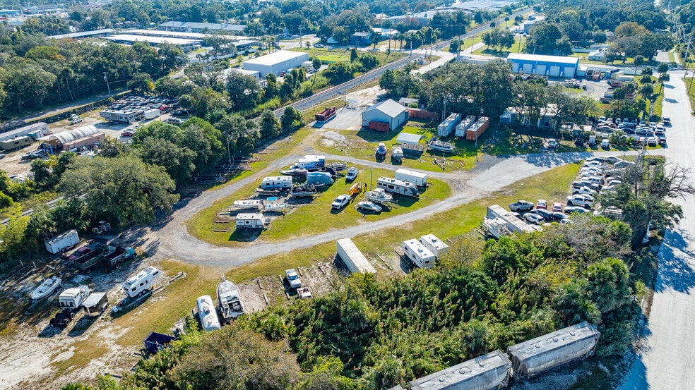 More Photos Of 200 Railroad Ave, Edgewater Service For Sale