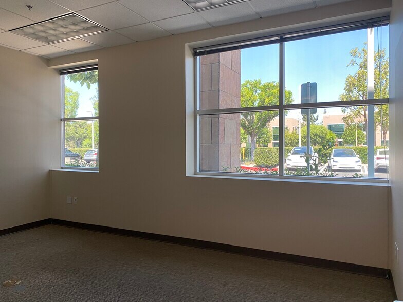 More Photos Of 8845 Irvine Center Dr, Irvine Office For Lease