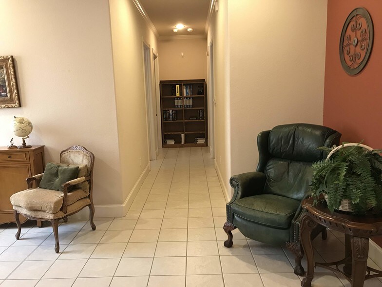 More Photos Of 1806 Snake River Rd, Katy Medical For Sale