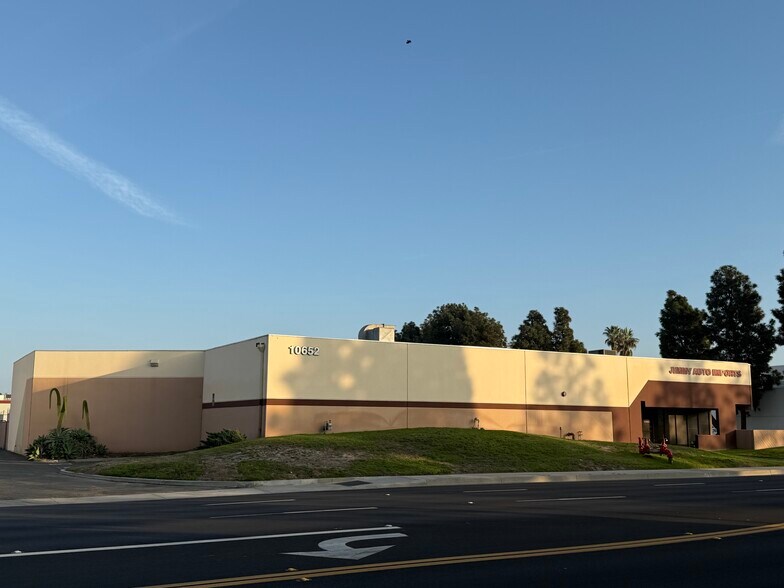 More Photos Of 10652 Walker St, Cypress Warehouse For Sale