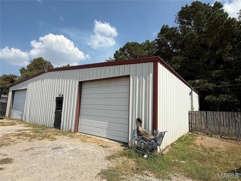 More Photos Of 904 Independence Ave, Kennett Industrial For Sale