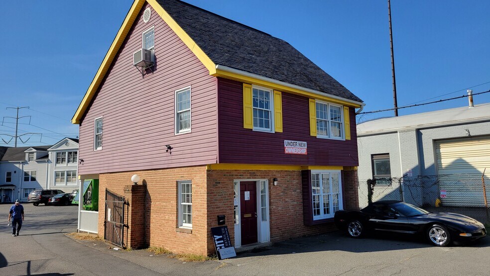 More Photos Of 1115 W Broad St, Falls Church Auto Repair For Sale