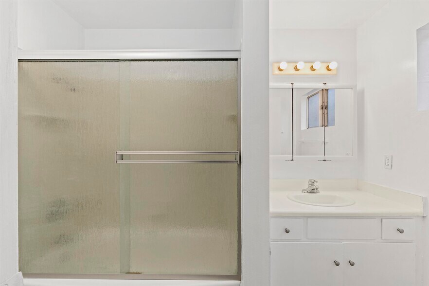 More Photos Of 2820 Park Blvd, Oakland Apartments For Sale