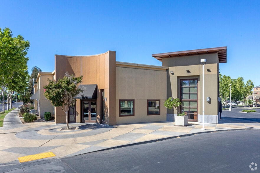 More Photos Of 731-779 E Yosemite Ave, Merced Unknown For Lease