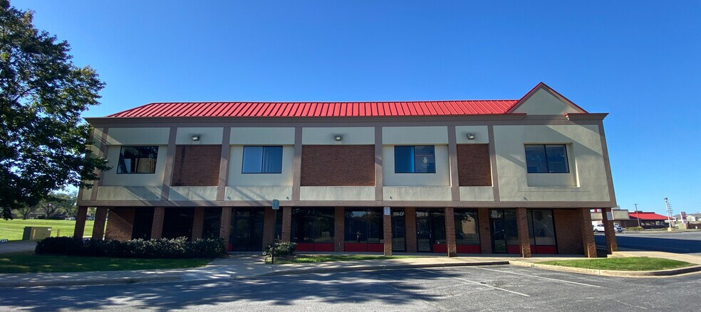 More Photos Of 100 Walkers Village Way, Walkersville General Retail For Lease