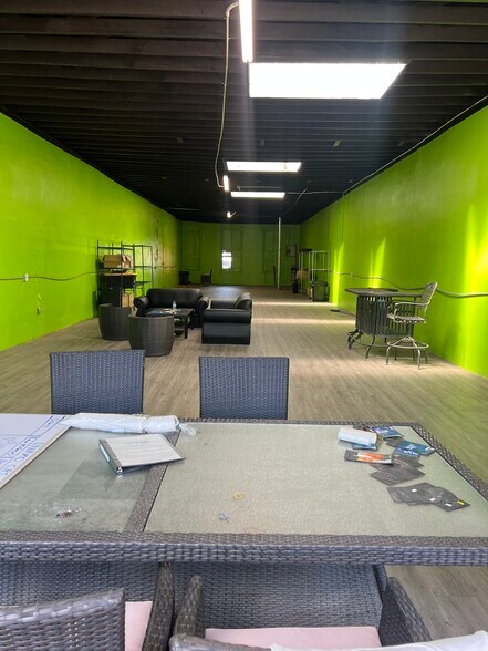 More Photos Of 106 W Oklahoma Ave, Guthrie Restaurant For Lease