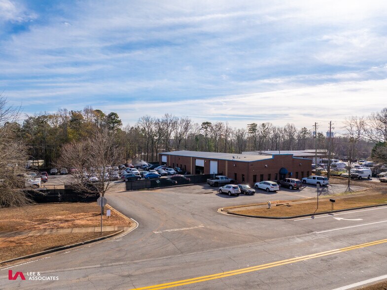 More Photos Of 289 N Price Rd, Sugar Hill Light Manufacturing For Lease