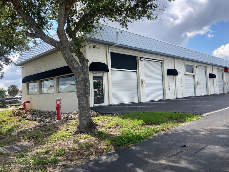 Primary Photo Of 994 Barfield Dr, Marco Island Warehouse For Lease