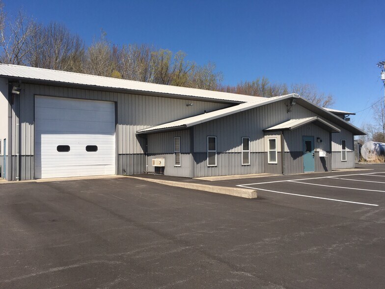 More Photos Of 6263 Taft Rd, Syracuse Warehouse For Lease
