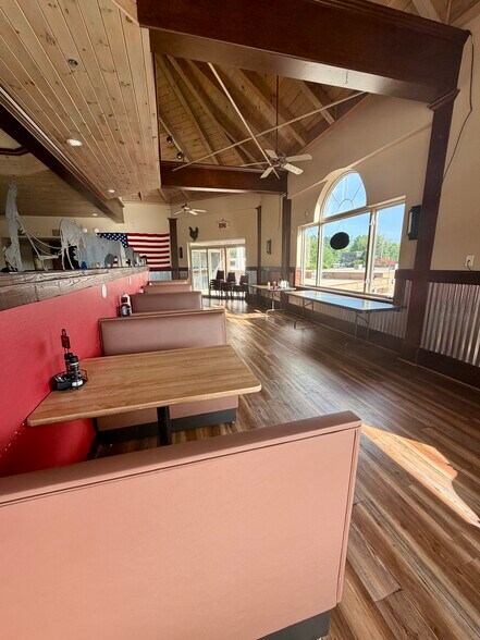 More Photos Of 200-208 W Fleming Dr, Morganton Unknown For Lease
