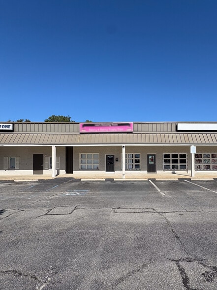 Primary Photo Of 3316 Ashley Phosphate Rd, North Charleston Freestanding For Lease