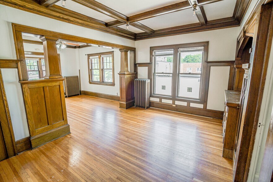 More Photos Of 990 Grand Ave, Saint Paul Apartments For Sale