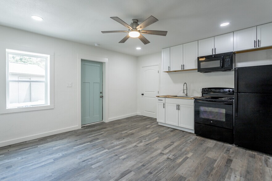 More Photos Of 5640 Highway 41, Jasper Apartments For Sale