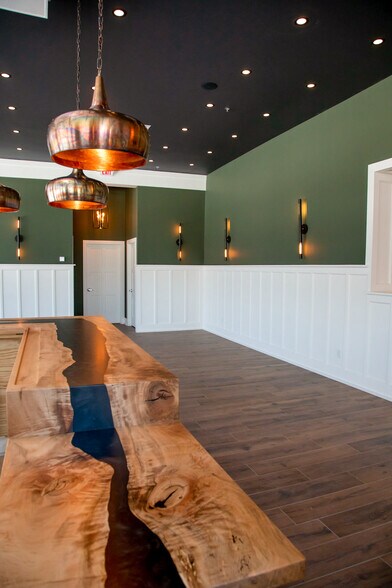 More Photos Of 600 Rt 146, Village of Altamont Unknown For Lease