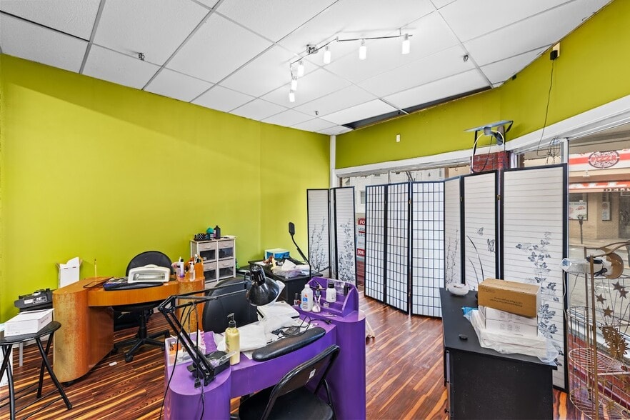 More Photos Of 1637 Acushnet Ave, New Bedford Freestanding For Sale