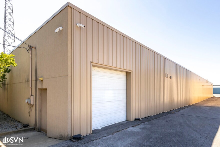 More Photos Of 518 Codell Dr, Lexington Warehouse For Sale