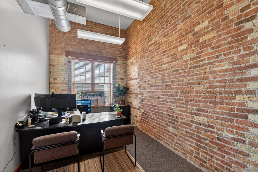More Photos Of 510 College Ave, Racine Storefront Retail Office For Sale