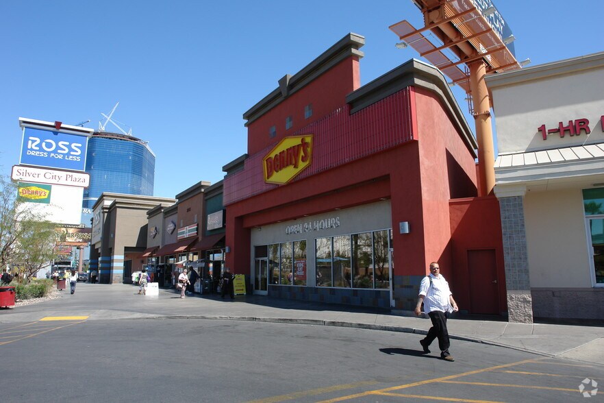 More Photos Of 3001 S Las Vegas Blvd, Las Vegas Unknown For Lease