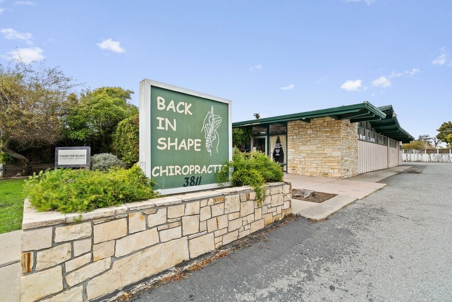 More Photos Of 3811 Portola Dr, Santa Cruz Medical For Sale