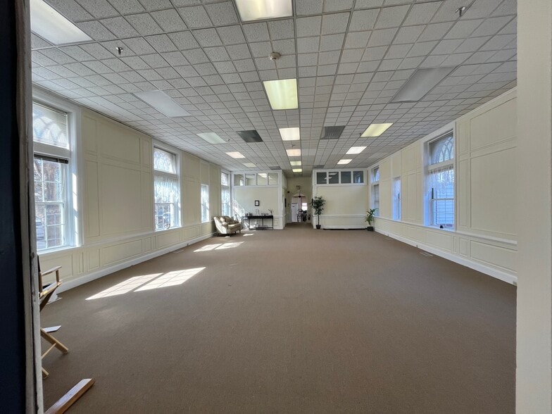 More Photos Of 2217 Princess Anne St, Fredericksburg Office Residential For Lease