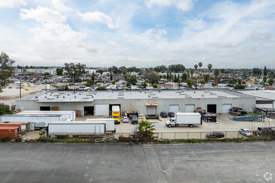 More Photos Of 1689 E Mission Blvd, Pomona Warehouse For Sale