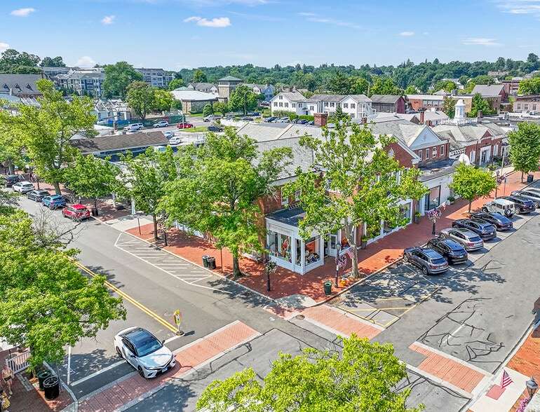 More Photos Of 66-86 Elm St, New Canaan Storefront Retail Office For Lease