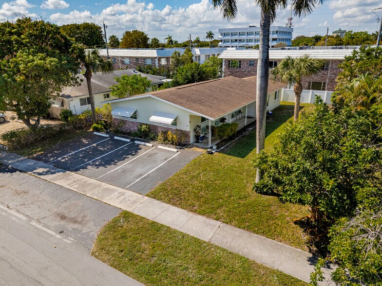 More Photos Of 321 SE 1st Ave, Pompano Beach Multifamily For Sale