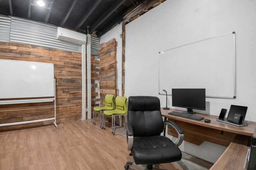 More Photos Of 16621 E St, Victorville Warehouse For Sale