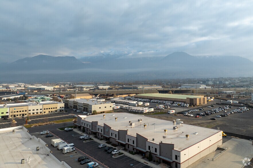 More Photos Of 496 E 1750 N, Orem Warehouse For Lease
