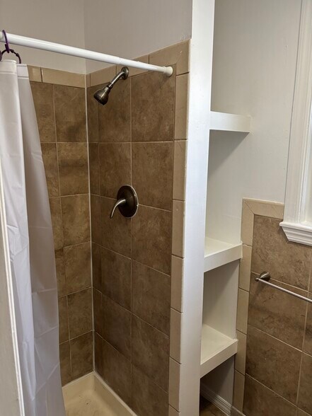 More Photos Of 29 Saint Andrews Pl, Yonkers Apartments For Sale