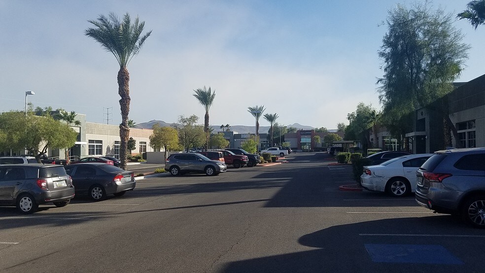 More Photos Of 375 N Stephanie St, Henderson Office For Lease