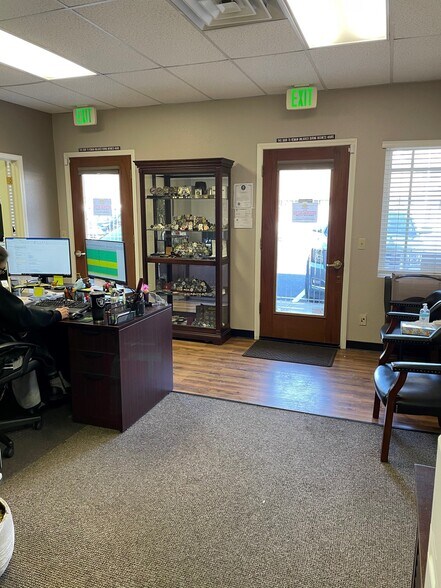 More Photos Of 1817 Stewart St, Carson City Office For Sale