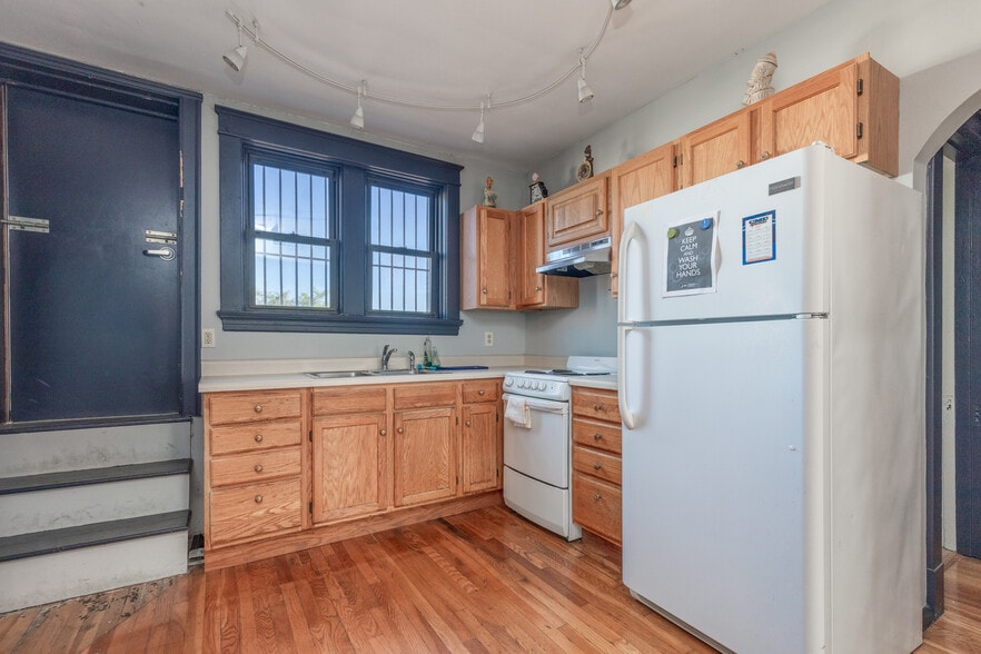 More Photos Of 3135 Lafayette Ave, Saint Louis Office For Sale